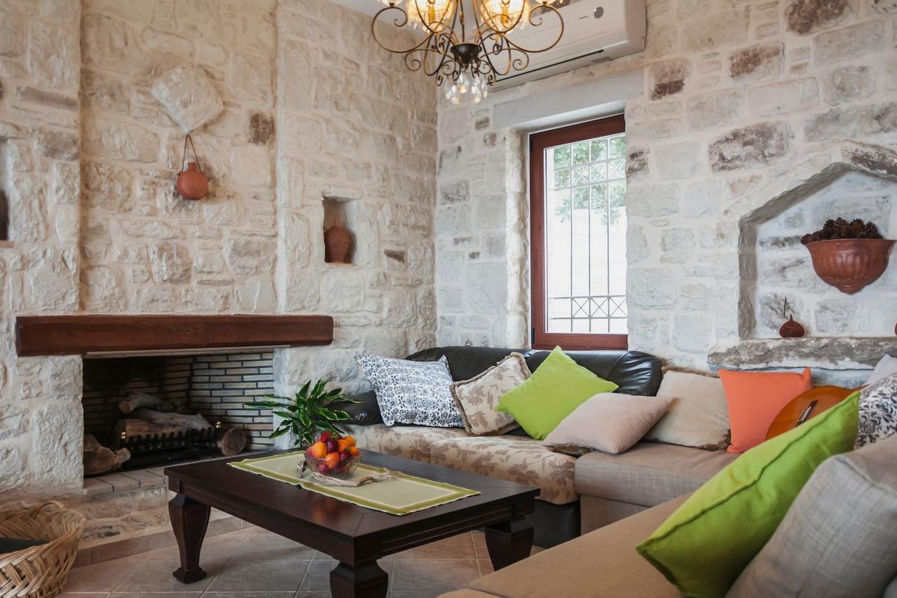 Bliss House Villa Plaka  Esterno foto