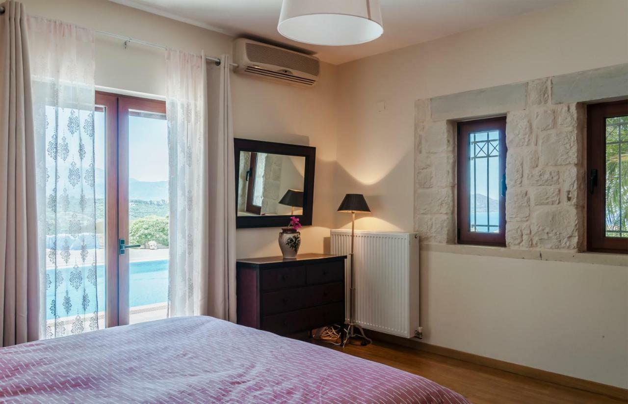Bliss House Villa Plaka  Esterno foto