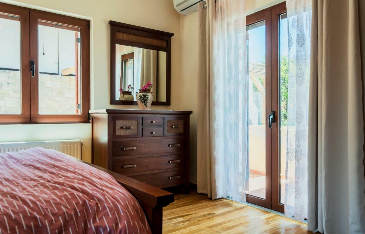 Bliss House Villa Plaka  Esterno foto